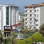 Azak Hotel 3*