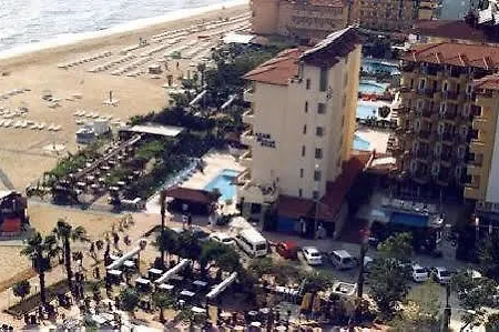 阿匝克海滩酒店 阿拉尼亚