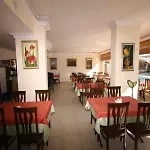 Azak מלון 3*