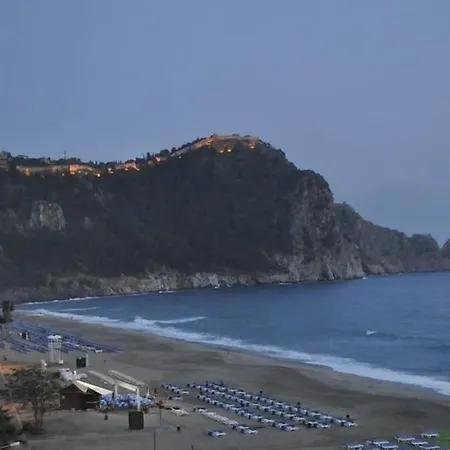 酒店 阿匝克海滩酒店